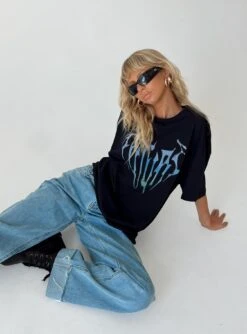 Future Oversize Tee Black 12 Future Oversize Tee Black -Chic Clothing Shop 0 modelinfo beanie us0 cf39d762 3326 470a 977e b24334ffa099