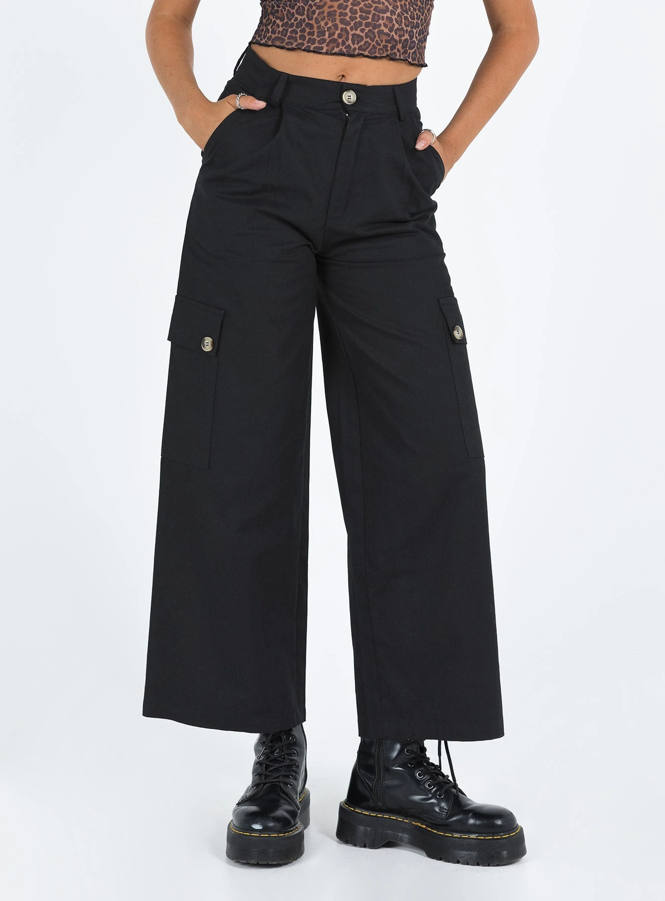 Princess Polly Worley Cargo Pants Black 2 Princess Polly Worley Cargo Pants Black - Image 2