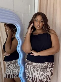 Chic Clothing Shop -Chic Clothing Shop 1 modelinfo Paris us14