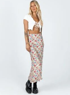 Princess Polly Celena Maxi Skirt Floral -Chic Clothing Shop 1 modelinfo emma leigh us4 a22b1054 3f63 4da9 b8d4 0beee32e8efc