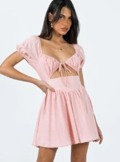Princess Polly Caria Mini Dress Dusty Pink -Chic Clothing Shop 1 modelinfo jess us2 5a3b1f2e 98bf 4bcb 8cf5 e1b26383b93f