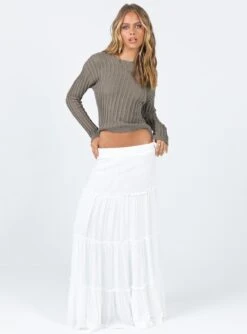 Princess Polly Miriah Maxi Skirt White -Chic Clothing Shop 1 modelinfo kiana us2 jpg