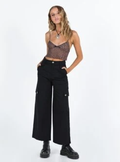 Princess Polly Worley Cargo Pants Black 8 Princess Polly Worley Cargo Pants Black -Chic Clothing Shop 2 modelinfo Elly us2 0220fff2 13e5 43b4 aed9 7fe4736cd71d