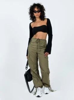 Princess Polly Poplar Cargo Utility Pants Khaki -Chic Clothing Shop 2 modelinfo Tamika us2 2924d59e dfce 4d63 a829 233f79366004
