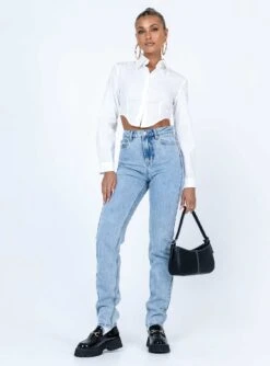 Princess Polly Zamora Straight Leg Denim Jeans 9 Princess Polly Zamora Straight Leg Denim Jeans -Chic Clothing Shop 2 modelinfo alexis us2 5bc86a2e b755 49f2 9e5a 1d7cc213bf0d