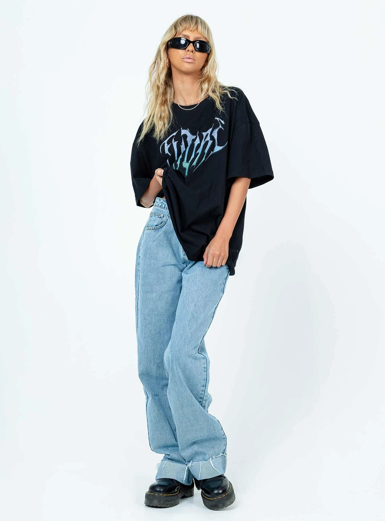 Future Oversize Tee Black 3 Future Oversize Tee Black - Image 3