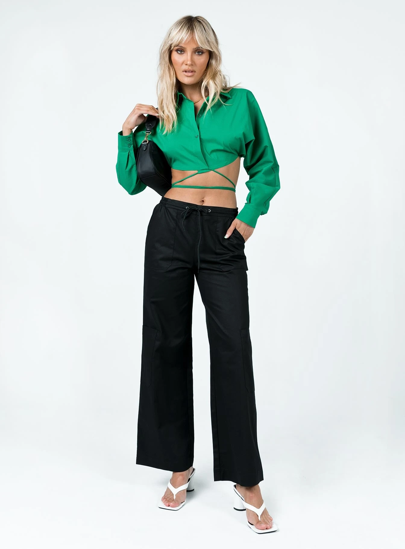 Princess Polly Jaya Elastic Cargo Pants Black 4 Princess Polly Jaya Elastic Cargo Pants Black - Image 4