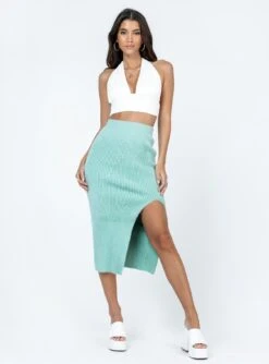 Princess Polly Ella Brooke Knit Midi Skirt Sage -Chic Clothing Shop 2 modelinfo elise us2 926f61e4 0775 4822 abb8 bc259e7da249