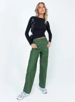 Princess Polly Charlize Pants Army Green -Chic Clothing Shop 2 modelinfo elly us2