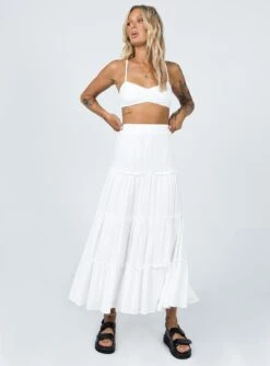 Princess Polly Miriah Maxi Skirt White -Chic Clothing Shop 2 modelinfo emma leigh us4 ce2203d3 000b 4311 8e0a 7b8cf93aab1c