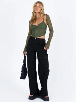Princess Polly Toscan Cargo Pants Black 7 Princess Polly Toscan Cargo Pants Black -Chic Clothing Shop 2 modelinfo grace us2 92fed64b c61b 4c30 8f15 5602834a5858