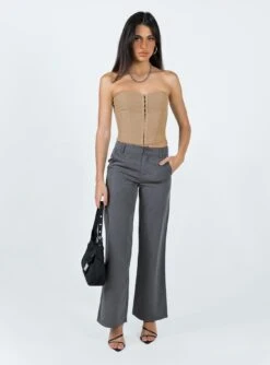 Princess Polly Hutchinson Pants Grey 8 Princess Polly Hutchinson Pants Grey -Chic Clothing Shop 2 modelinfo jess us2 e71e6bee 3a9f 45fa ad97 f3cd2cd96e22