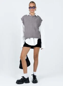 Princess Polly Adler Knit Vest Grey 8 Princess Polly Adler Knit Vest Grey -Chic Clothing Shop 2 modelinfo kiana us2 c71c039e 3fd4 448c bb71 815d3cf4168c