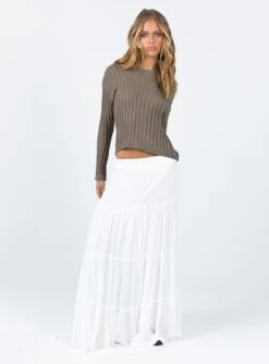 Princess Polly Miriah Maxi Skirt White -Chic Clothing Shop 2 modelinfo kiana us2 jpg