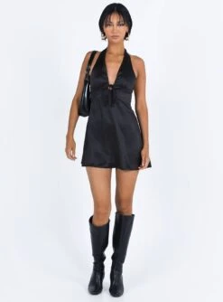 Lanier Mini Dress Black -Chic Clothing Shop 2 modelinfo millicent us2 7dc2c627 b0cb 4699 bf2f f2b4b6f1eadc