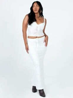 Princess Polly Flowerfields Maxi Skirt Ivory -Chic Clothing Shop 2 modelinfo rheanna us6 d237627e 7d32 4e24 8e49 6689564f82f0