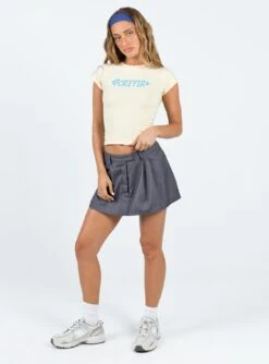 Princess Polly Vacation Forever Tee Cream / Blue 7 Princess Polly Vacation Forever Tee Cream / Blue -Chic Clothing Shop 2 modelinfo saskia us2 9979c6ed b0a1 45f6 993f b05c1c8a82d9