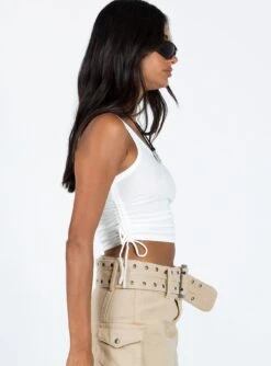 Madelyn Top White 10 Madelyn Top White -Chic Clothing Shop 3 modelinfo Amelia us2 931d73db 44d4 40b1 9426 34a5ea380d35