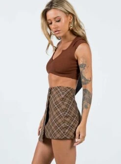Princess Polly Davenport Mini Skirt Brown 10 Princess Polly Davenport Mini Skirt Brown -Chic Clothing Shop 3 modelinfo Cathlin us2 9e55b023 5e84 48ef 9917 0ea78dc91339