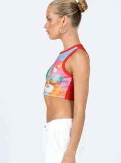 Princess Polly Happy Garden Tank Top Multi -Chic Clothing Shop 3 modelinfo Kiana us2 8d34319e 2579 4b6f b199 7c70b3f2780f