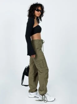 Princess Polly Poplar Cargo Utility Pants Khaki -Chic Clothing Shop 3 modelinfo Tamika us2 16689663 4e66 4be6 8901 b8f52c811fb0