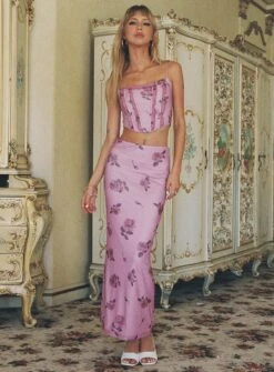 Bilios Rose Maxi Skirt Multi -Chic Clothing Shop 3 modelinfo beanie us2 af50f5fb 9bc7 45ad bc0d 83b54b36e1c6