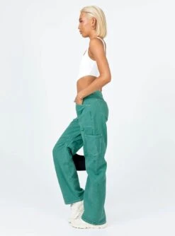 Miami Vice Pants Green -Chic Clothing Shop 3 modelinfo casandra us2 a788bc30 2e20 436d b348 843f0374f156