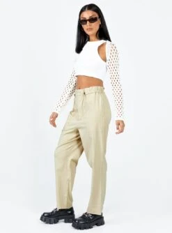 Princess Polly Preston Cargo Pant Beige -Chic Clothing Shop 3 modelinfo christy us2 1da43074 1104 4e32 98aa 24b2a1fd0a46