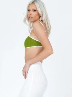 Princess Polly Kataleya Top Green 6 Princess Polly Kataleya Top Green -Chic Clothing Shop 3 modelinfo emily us2 eb1bc6b8 916c 4e8b a4bc 0d68aedcfaf2