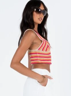 Princess Polly Bonito Top Orange -Chic Clothing Shop 3 modelinfo josie us2 b57f7d83 0af2 4e90 b55c c61f9c33fca4