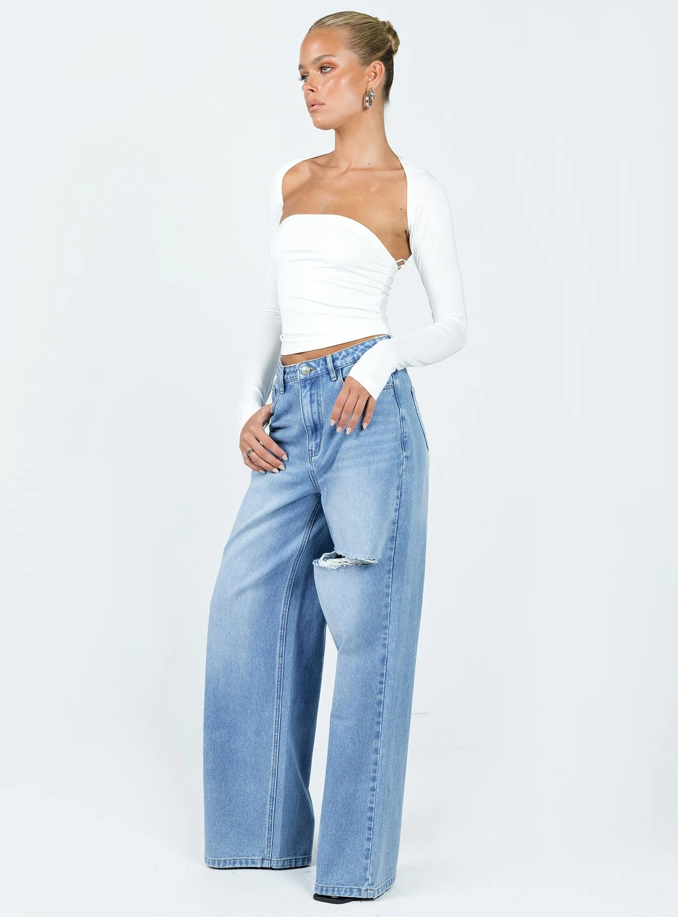 Princess Polly Beale Wide Leg Jeans Mid Wash Denim 4 Princess Polly Beale Wide Leg Jeans Mid Wash Denim - Image 4