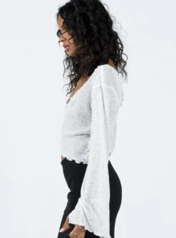 Princess Polly Hawksley Long Sleeve Top White -Chic Clothing Shop 3 modelinfo kristen us2 f0c90f22 13db 4093 8596 4f5849b911a5