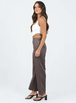 Princess Polly Rainford Pants Mocha -Chic Clothing Shop 3 modelinfo nat us2 1962b545 7e49 4742 9be4 8c5a2b9ea8f6