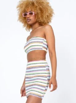 Princess Polly Avianna Set White Multi 10 Princess Polly Avianna Set White Multi -Chic Clothing Shop 3 modelinfo taegan us4 59dba361 2a25 4c7e 969f bf7b1f1cc380