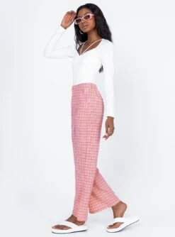 Princess Polly Jeremy Pants Pink -Chic Clothing Shop 3 modelinfo tori us2 59ad1b95 a0fc 467b b819 f318bb3c6b23