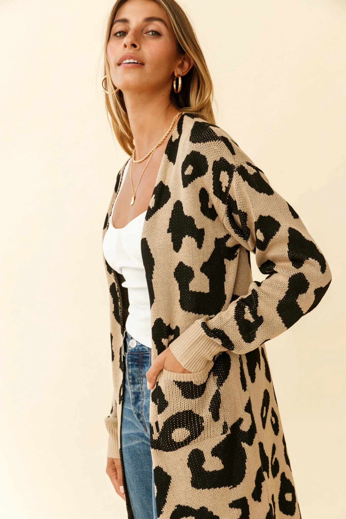 Switch It Up Longline Pocket Knit Cardigan Animal Print Beige 6 Switch It Up Longline Pocket Knit Cardigan Animal Print Beige - Image 6