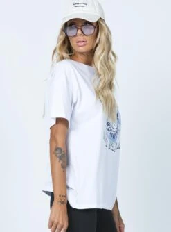 Princess Polly Quarterback Tee White -Chic Clothing Shop 3 a3d5e75e 6939 48d4 910d c796bdb856b8