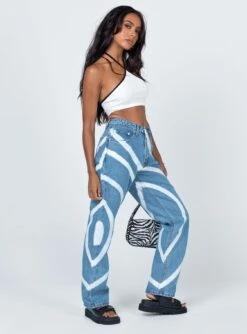 Princess Polly Sarah Denim Jeans -Chic Clothing Shop 3 e2957fc9 fa79 45f9 a7f3 7b1090c24608