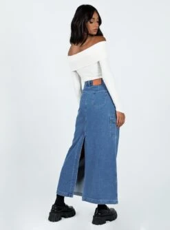 Princess Polly Harben Denim Maxi Skirt -Chic Clothing Shop 4 modelinfo Amelia us2 47d6c50c 7a7e 4e97 a8e2 cb85b94703ac