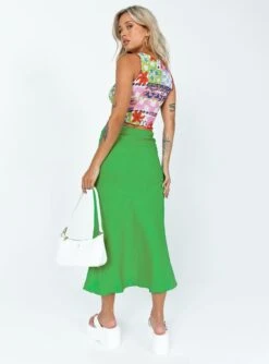 Princess Polly Bine Midi Skirt Green 10 Princess Polly Bine Midi Skirt Green -Chic Clothing Shop 4 modelinfo Cathlin us2 71c75afc ab51 4936 ab14 385493f34a9c