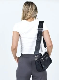 Vacation Graphic Tee White 10 Vacation Graphic Tee White -Chic Clothing Shop 4 modelinfo Chloe us2 a8eab706 a1c0 4aa8 83b0 4e4a004d96df