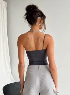Hutter Bodysuit Grey -Chic Clothing Shop 4 modelinfo Josephine us2 4f6fcdc8 05d2 4789 9937 ac7f2cbd87a6