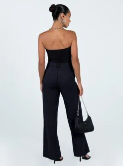 Princess Polly Sultan Pants Navy -Chic Clothing Shop 4 modelinfo Tamika us2 bc84de13 1dca 4ecc a6bf 48c1e7814ba8