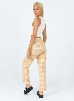 Princess Polly Reena Beach Pants Multi -Chic Clothing Shop 4 modelinfo casandra us2 3d0b6bc5 b0ad 437a 8626 7c53c9fffd6a