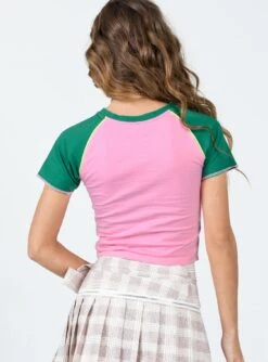 Motel Nagata Top Pink Peony Jade -Chic Clothing Shop 4 modelinfo elise us2 39abf3de 97ec 496b 9272 cb76f146e2f1