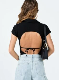 Princess Polly Montrose Bodysuit Black 8 Princess Polly Montrose Bodysuit Black -Chic Clothing Shop 4 modelinfo elise us2 59585aa5 4e9e 4d3f 9800 f655998a1b07