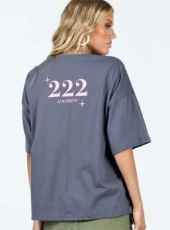 Princess Polly 222 Alignment Oversized Tee Slate -Chic Clothing Shop 4 modelinfo elly us2 f28915f4 8528 4ae2 a7c4 ba6a502ca30f