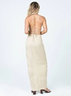 Pyramids Midi Skirt Beige 7 Pyramids Midi Skirt Beige -Chic Clothing Shop 4 modelinfo emma US2 00daba7d b454 4c67 94c9 f84d8bc6c49d