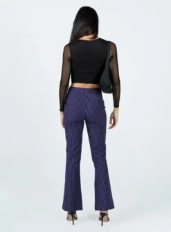 Princess Polly Hargrave Pinstripe Pants Navy -Chic Clothing Shop 4 modelinfo jess us2 eb9aeda2 e461 4967 83cd 33dc2a13b56a