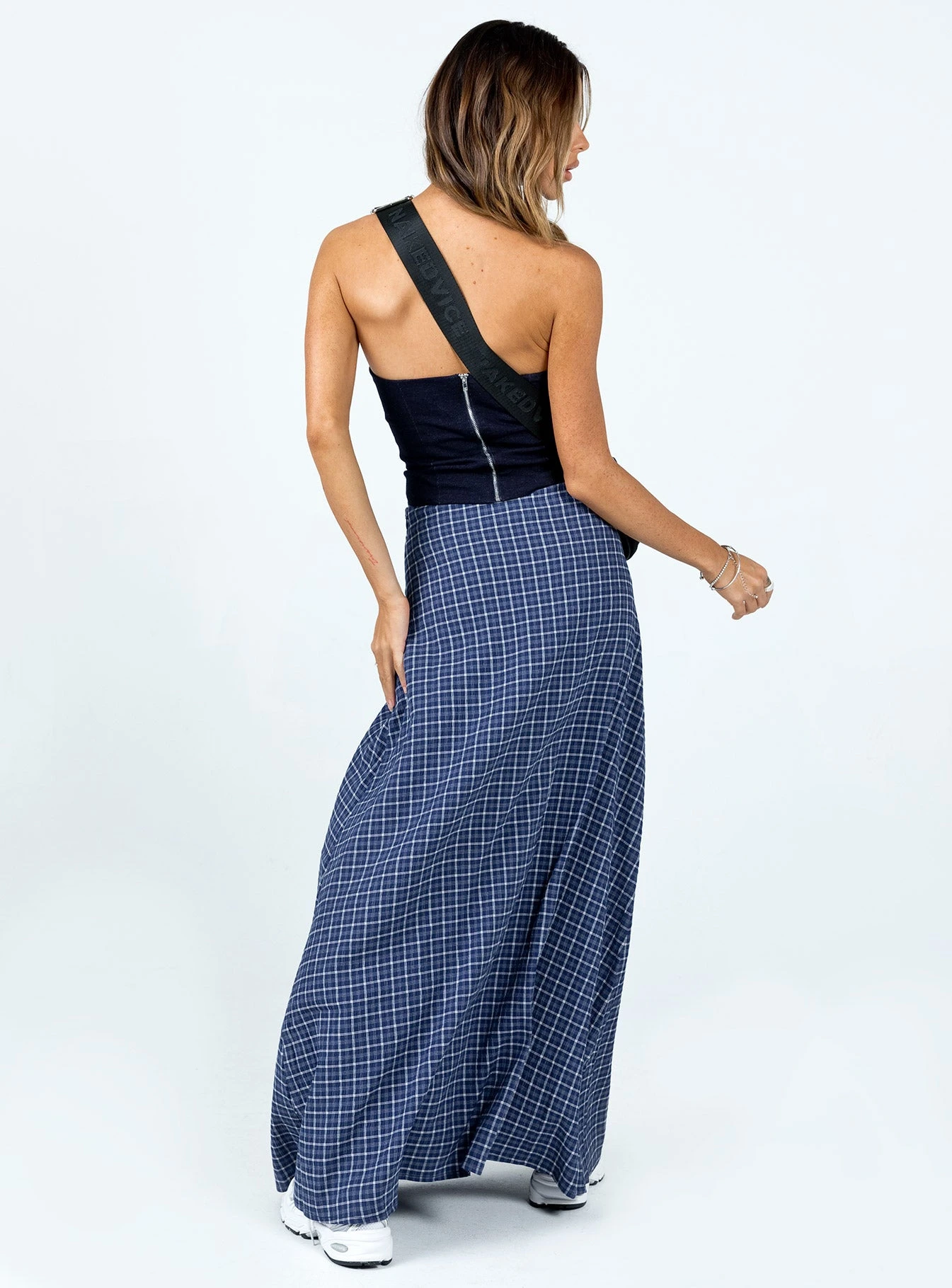 Princess Polly Janee Maxi Skirt Navy 5 Princess Polly Janee Maxi Skirt Navy - Image 5